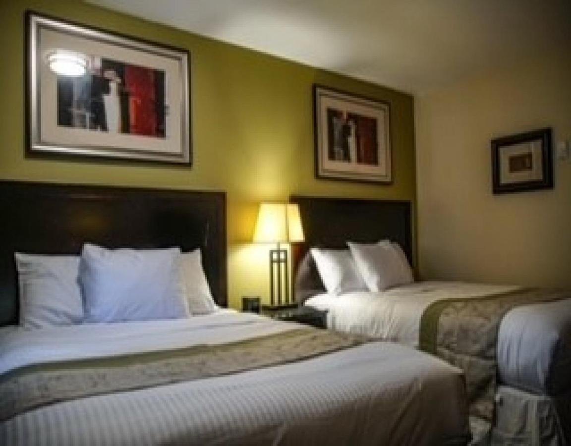Skyland Motel Inn & Suites Χάντσβιλ Εξωτερικό φωτογραφία